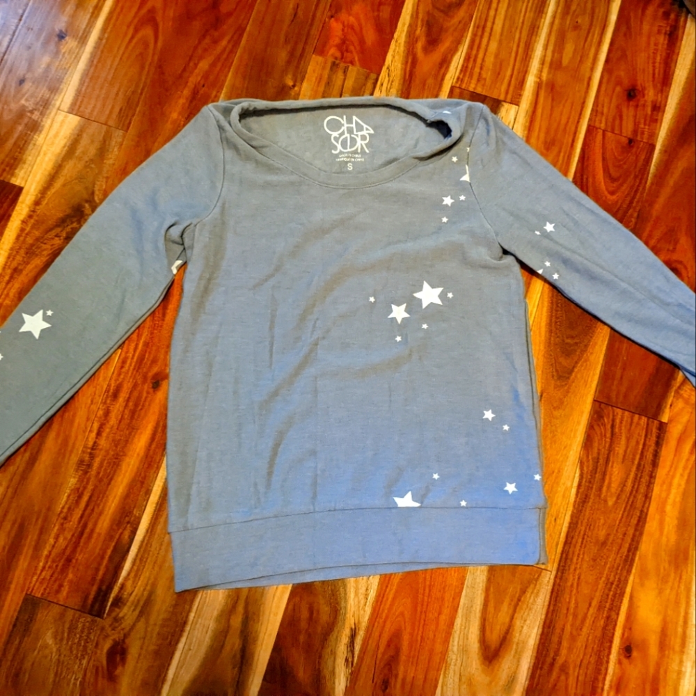 Like new (worn once) Chaser size small soft and light long sleeve casual sweater